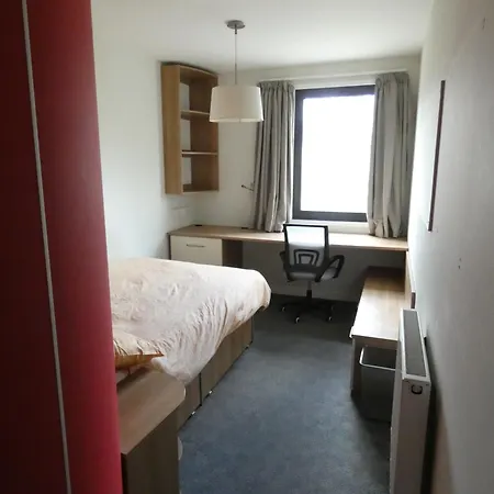 Newington Court-3
